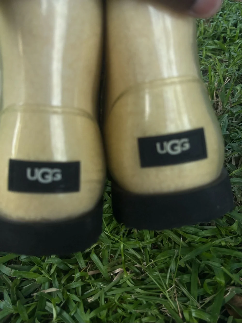 UGG Yellow Shearling-Lined Waterproof Short Rain Boots Size 6